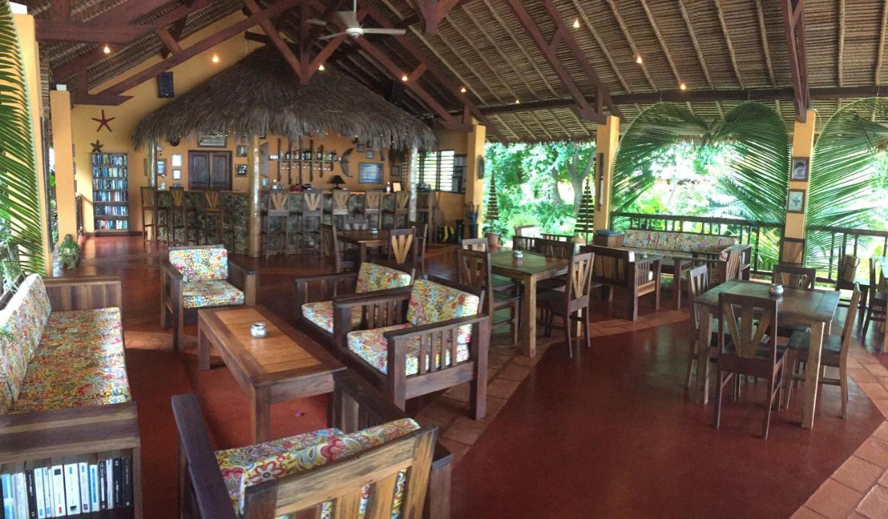 Sakatia Lodge Ampasimena Ngoại thất bức ảnh